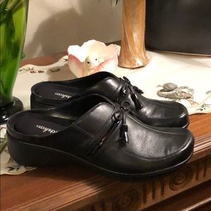 Easy Spirit black leather mules size 10